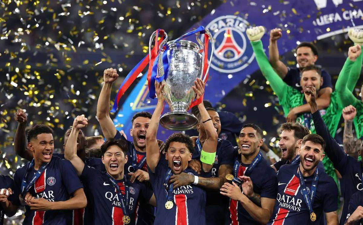 关于风云突变！巴黎圣日耳曼集结日刷新队史纪录，荷甲版图或变，目标明确，细节决定成败的信息