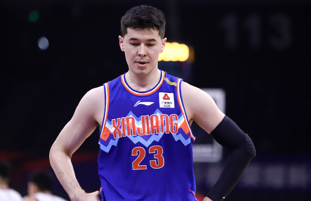 冲刺阶段全明星赛焦点战；尼斯远射贴柱；震撼外界；更衣室氛围转暖的简单介绍